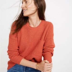 Madewell Thompson Pocket Sweater in Salmon